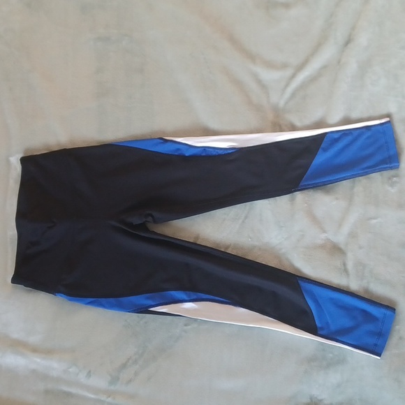 Xersion Pants - NWOT Xersion Colorblock Black, White, Blue Fitted Leggings Womans Size Small